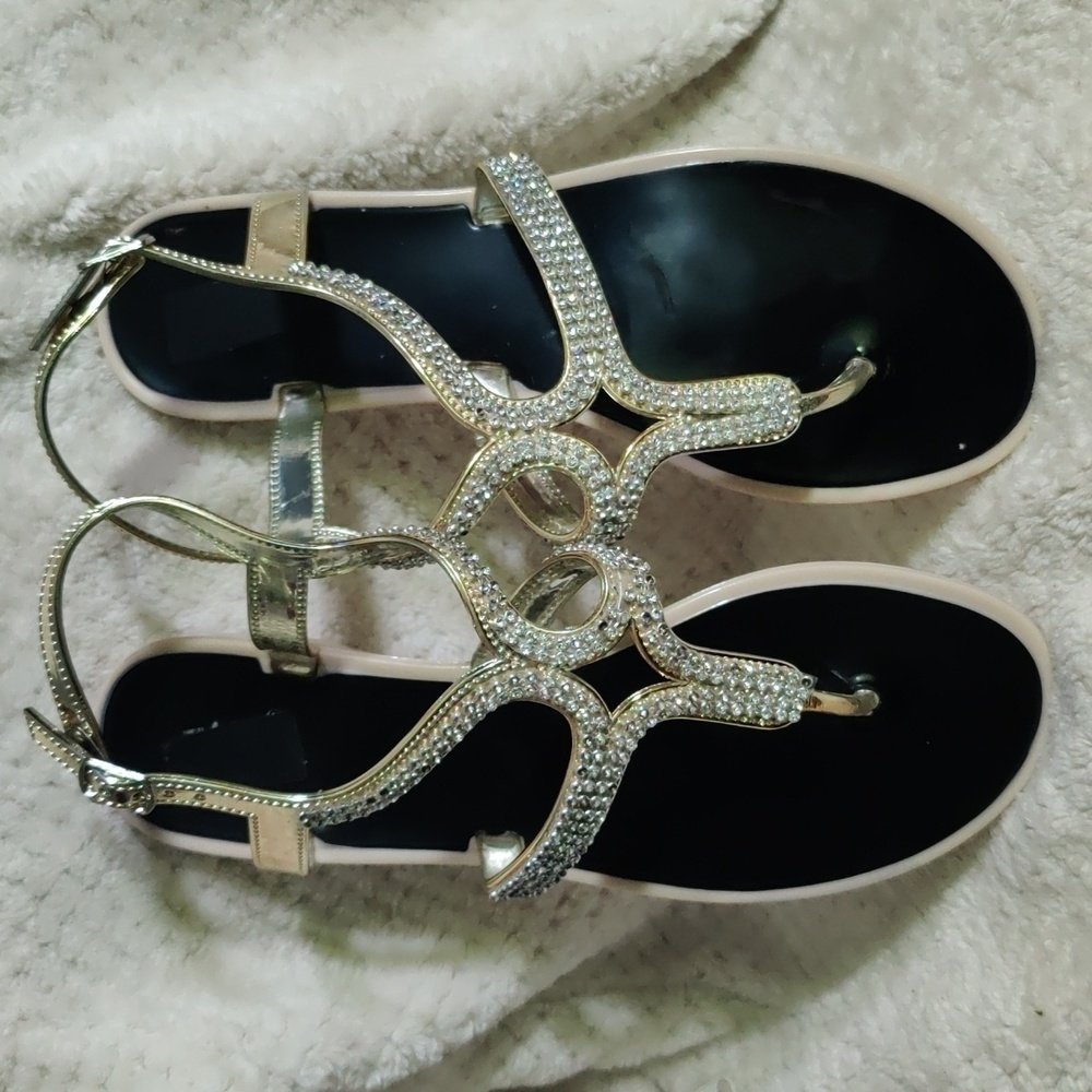 Sandal
